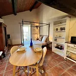 Domaine De La Pierre Chaude Сasa de vacaciones *