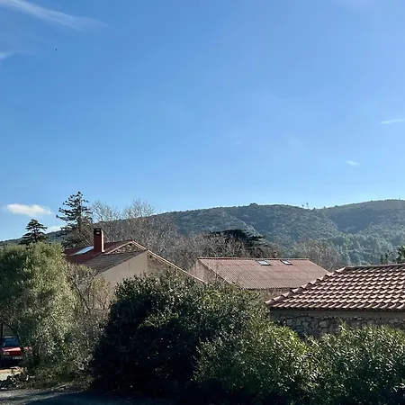 Domaine De La Pierre Chaude Feriehus *