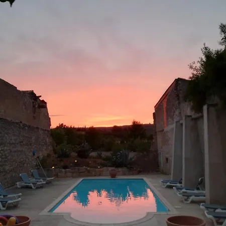 度假居 Domaine De La Pierre Chaude *