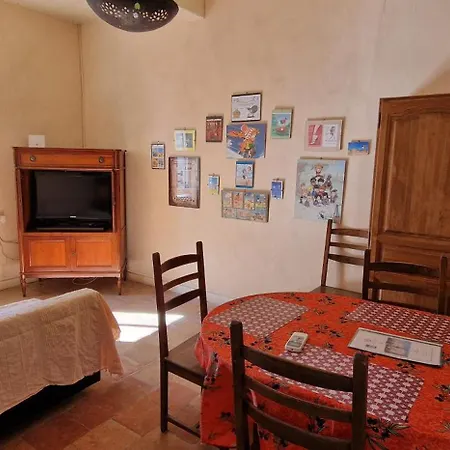 Vakantiehuis Domaine De La Pierre Chaude